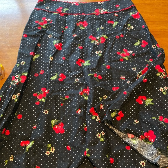 Liz Claiborne pinup novelty skirt - Picture 3 of 9